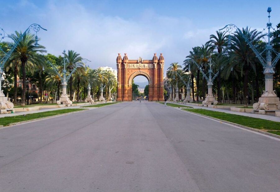 Barcelona: Picasso Museum Guided Tour - Guides, Radio System, and the Pace That Matters