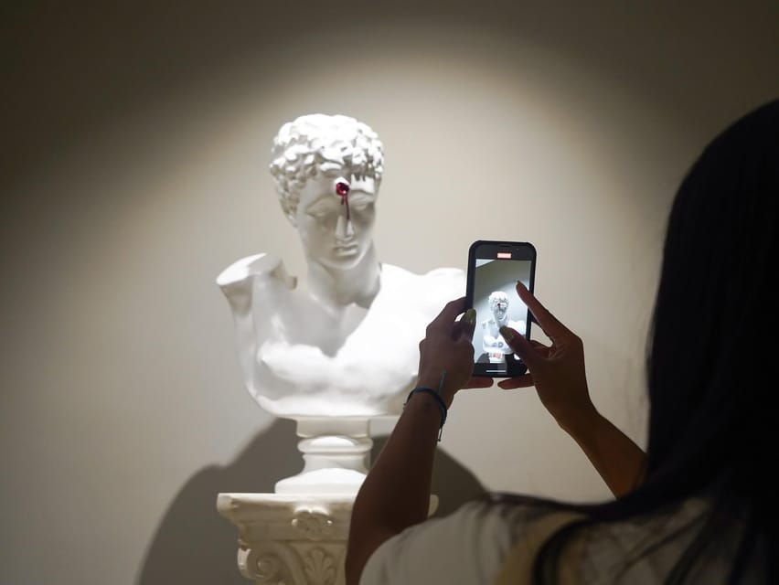 Barcelona: Picasso Museum Tour with Moco Museum Ticket - Is Moco worth the extra cost if you mainly love Picasso?