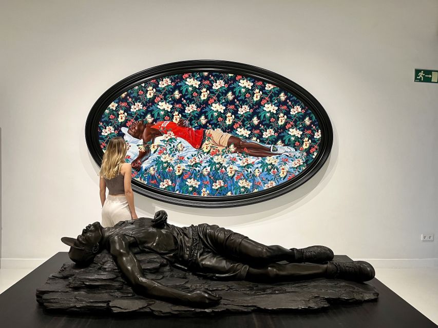 Barcelona: Picasso Museum Tour with Moco Museum Ticket - Group size and guide language: the stuff that affects your day