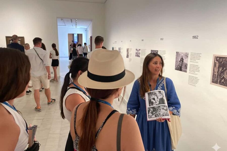 Barcelona: Picasso Walking Tour & Guided Museum Experience - Price and value for a 2-hour Picasso hit