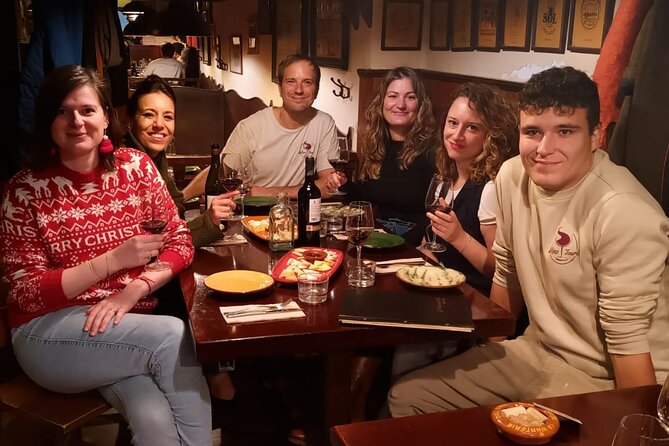 Barcelona: Premium Wine Tasting & Private Walking Tour - La Vinateria del Call in El Call, Priorat red and cheese pairing