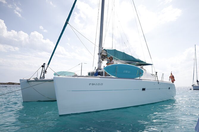 Barcelona Private Catamaran, Snacks and Cava, Sunset Option - Key points before you book