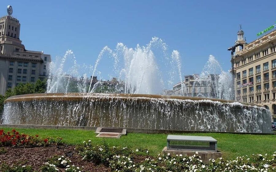 Barcelona Private City Tour: Sagrada Familia & Highlights - A half-day private tour that actually fits your rhythm