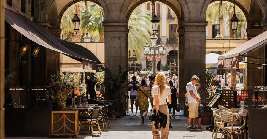 Barcelona: Private Custom Tour with a Local – Icons & Gems - FAQ