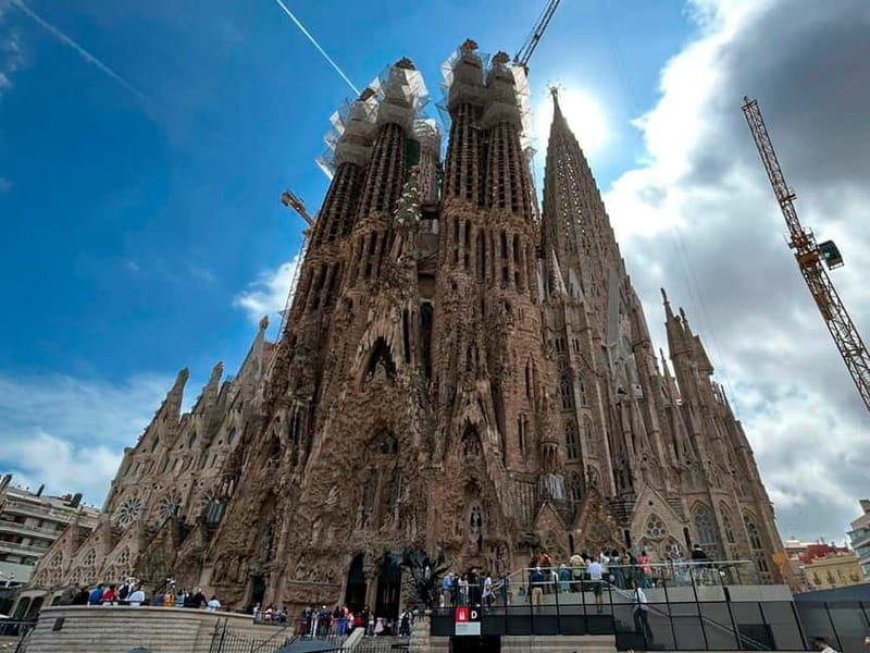 Barcelona: Private DAY TRIP Personalized City Tour - Key Reasons This Private Barcelona Day Trip Works