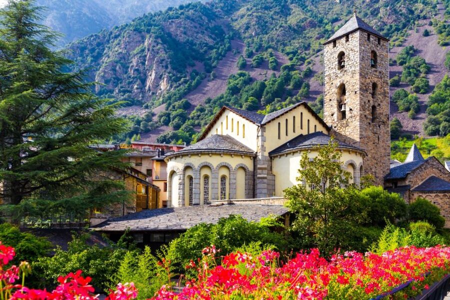 Barcelona: Private Guided Day Trip to Andorra with Pickup - Caldea, Saint Esteve, and Pont de París: quick stops that shape the day