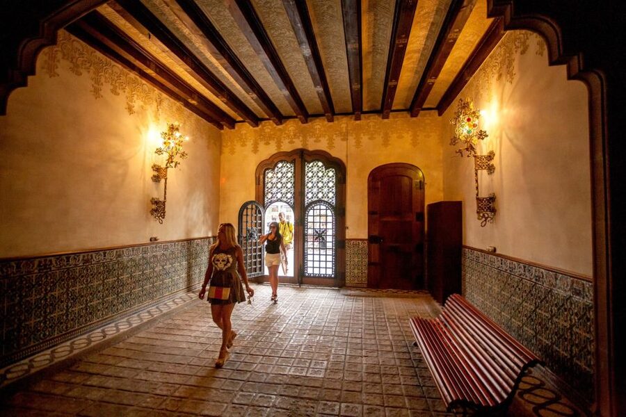 Barcelona: Private Half-Day Tour - Who this private half-day tour is perfect for
