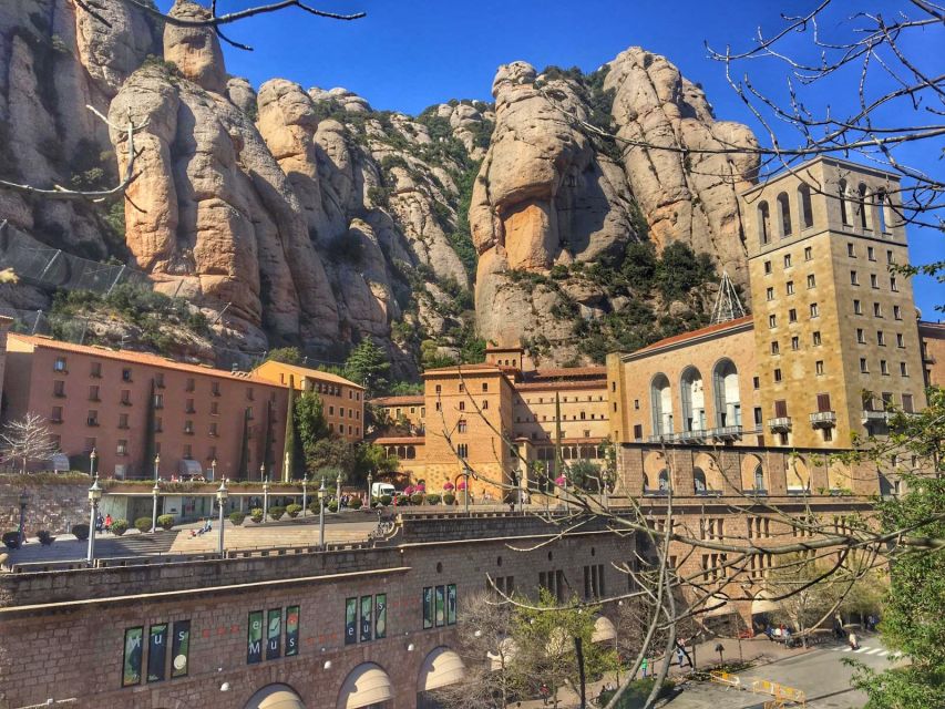 Barcelona: Private Montserrat Tour with Entry Tickets - The Manresa pause: souvenirs, lunch, and a real break