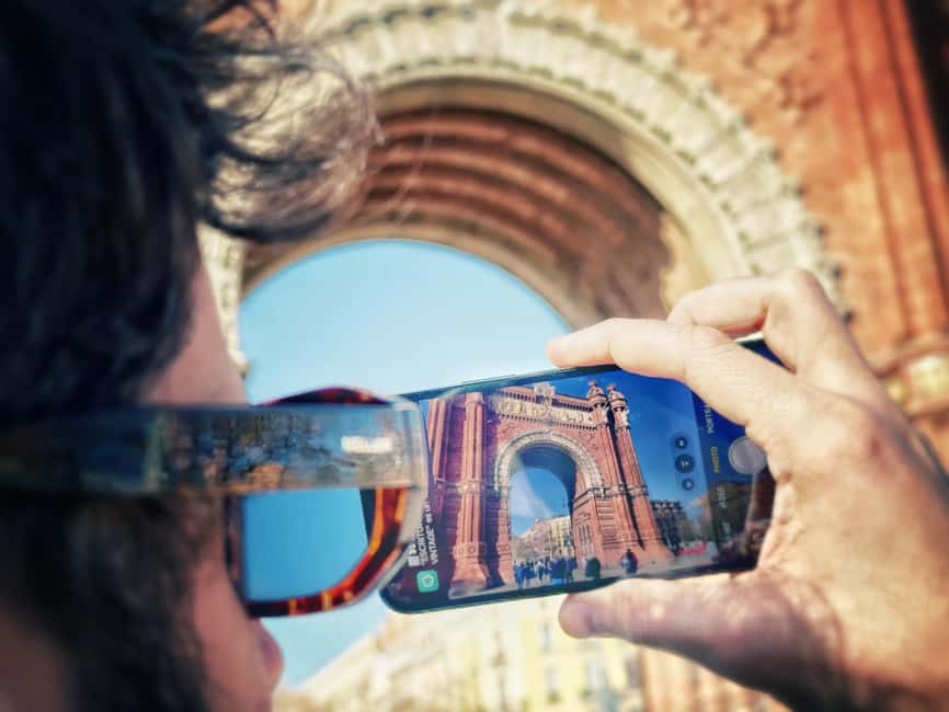 Barcelona: Private Phone Photography Class - Park & Old Town - Why this Barcelona phone class works
