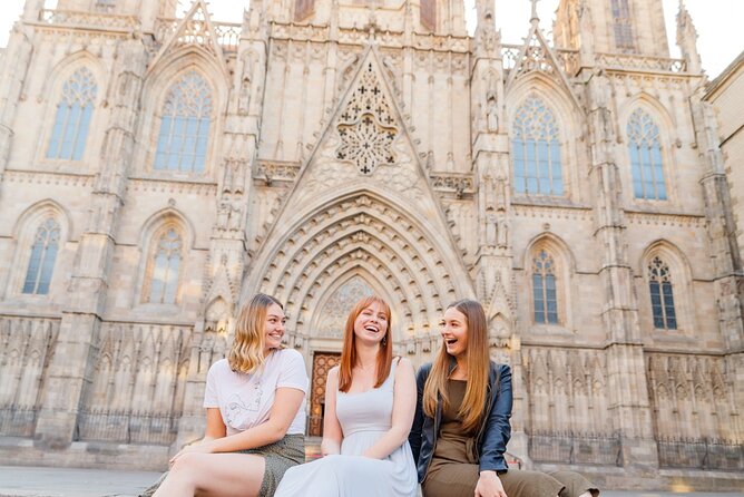 Barcelona Private Photoshoot at Cathedral & Kiss Wall - Barcelona Cathedral Outside: Gothic Photo Frames Without the Extra Fuss