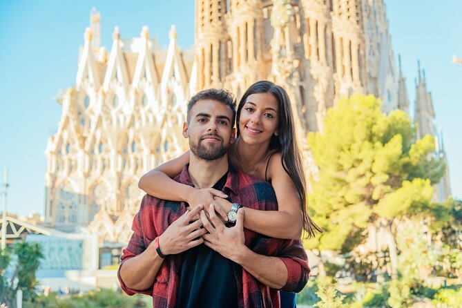 Barcelona : Private Photoshoot Outside Sagrada Familia - How a 15-minute Sagrada Familia session fits your Barcelona plans