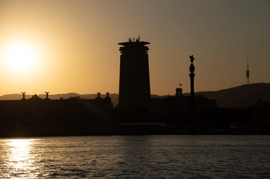 Barcelona: Private Romantic Sailing Tour with Drinks - Getting to Marina Vela Port, and Keeping It Low-Stress