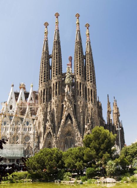 Barcelona: Private Sagrada Familia and Park Guell Tour - The 4-hour timeline, and why “skip-the-line” is really the value