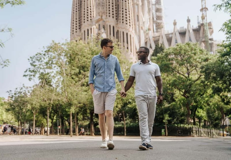 Barcelona: Private Sagrada Familia Photoshoot - Why a Sagrada Familia Photoshoot Beats Another Selfie