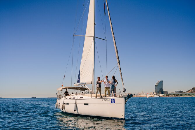 Barcelona: Private Sailing cruise with drinks & snacks - The drinks and snack package: what you actually get on board