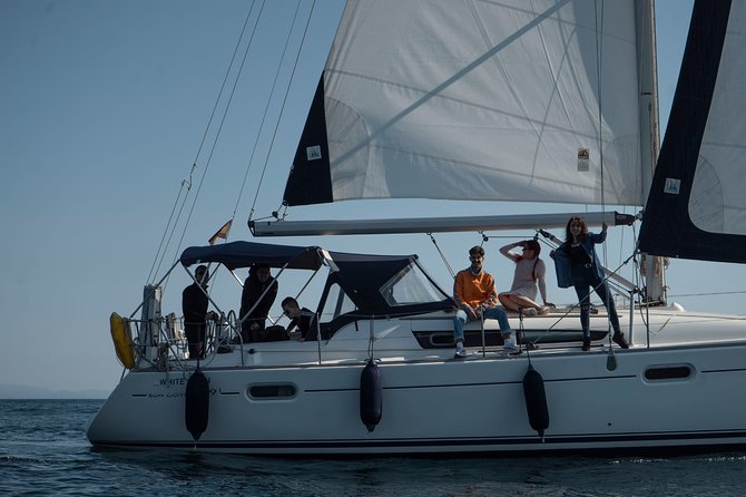 Barcelona Private Sailing Trip with unlimited drinks and snacks - What Makes the Private Format Worth It