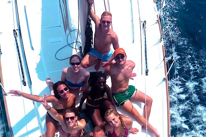 Barcelona Private Sailing with Open Bar & Snacks (max 9) - Choosing 2, 3, or 4 Hours, and When a Longer Trip Works