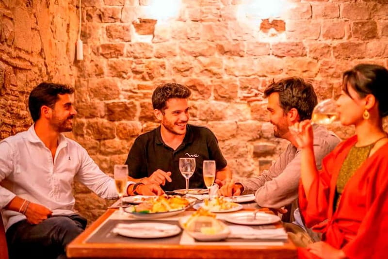 Barcelona: Private Tapas & Wine with Flamenco Show Old Town - What to pack, how to pace yourself, and what weather can change