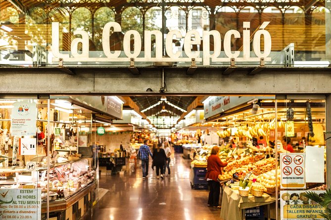 Barcelona Private Tours with Locals: 100% Personalized, See the City Unscripted - Medieval mansions and the power of Spanish Cubism