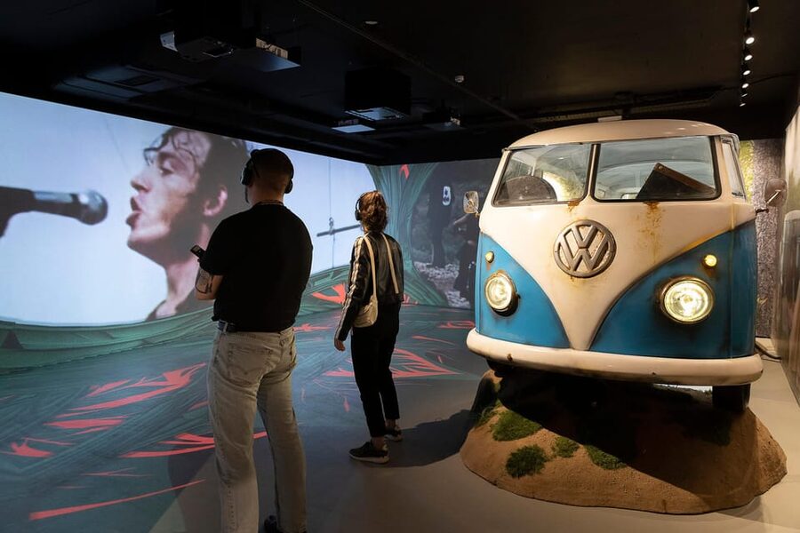Barcelona: Rock Museum- Guitar Legends Hall - Price and time value for a $21 ticket