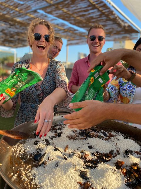 Barcelona: Rooftop Paella Cooking Class with Sangria - Timing, Heat, and Why You Still Feel Relaxed