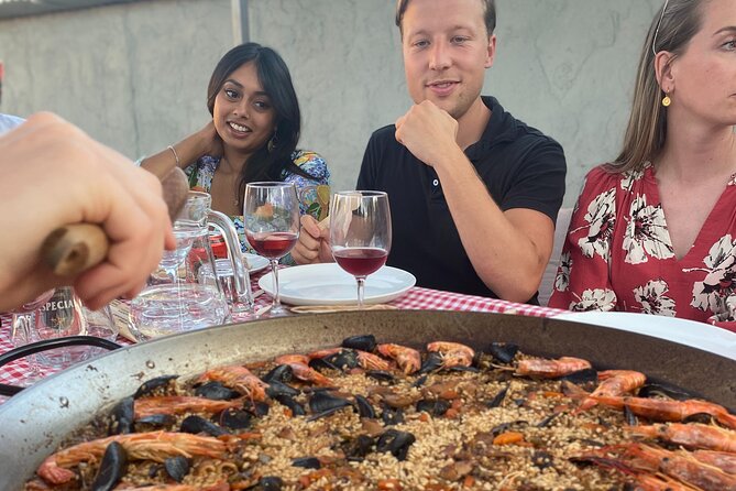 Barcelona Rooftop Paella Cooking Class with Sangria & Local Host - Rooftop Paella With Benjamin: What Makes This Class Feel Worth It