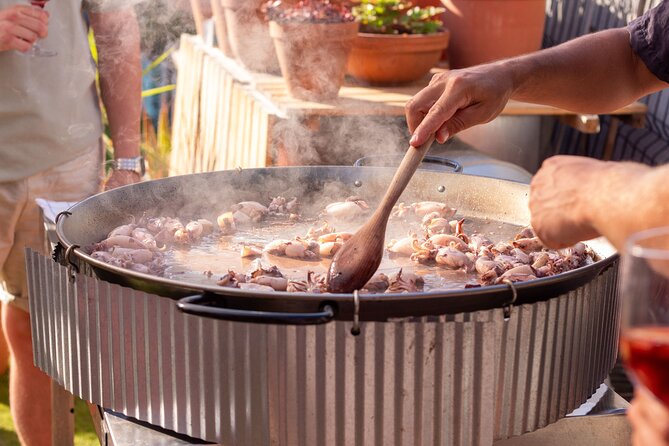 Barcelona Rooftop Paella Cooking Class with Sangria & Local Host - Rooftop Views, Warm Air, and Why Sun Protection Helps