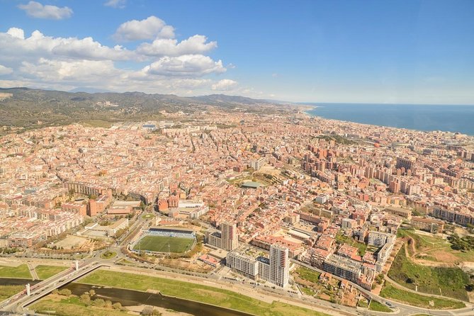 Barcelona's Coastline Helicopter Flight & Heliport Boat Transfer - What You’ll See From Above (And How to Use It on Your Next Day)