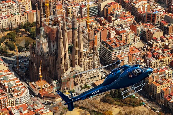Barcelona's Panoramic Helicopter Flight & Heliport Boat Transfer - Weather, weight limits, and who should book