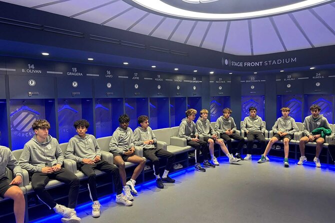 Barcelona’s Ultimate All-Inclusive Football Tour - Group size, language, and comfort level
