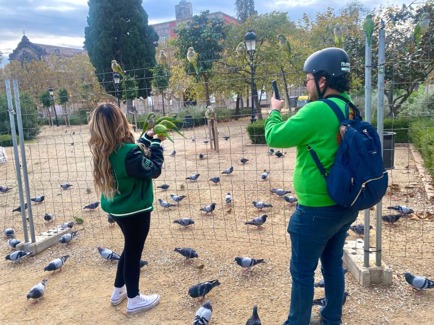 Barcelona: Sagrada Familia Electric Scooter or Bike Tour - Parc de la Ciutadella and the Parliament area: green spaces and big landmarks