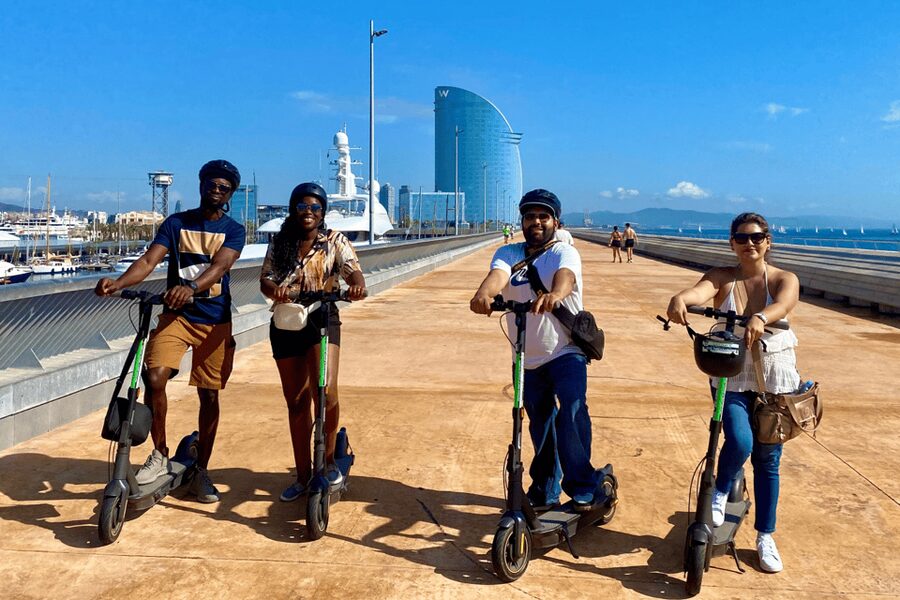 Barcelona: Sagrada Familia Electric Scooter or Bike Tour - Meet at Scooter Bike BCN and let your guide set the pace