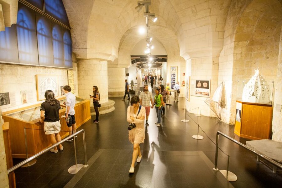 Barcelona: Sagrada Familia Entry Ticket with Audio Guide - Dress Code and On-Site Rules That Trip People Up