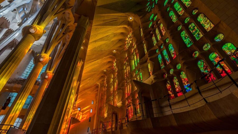 Barcelona: Sagrada Familia Fast-Track Guided Tour - Dress code and security rules that can slow you down