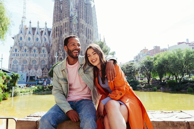 Barcelona Sagrada Familia Guided Tour with skip the line ticket - Key things I’d watch for