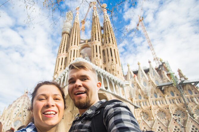 Barcelona Sagrada Familia Guided Tour with skip the line ticket - Who This Sagrada Família Tour Suits Best