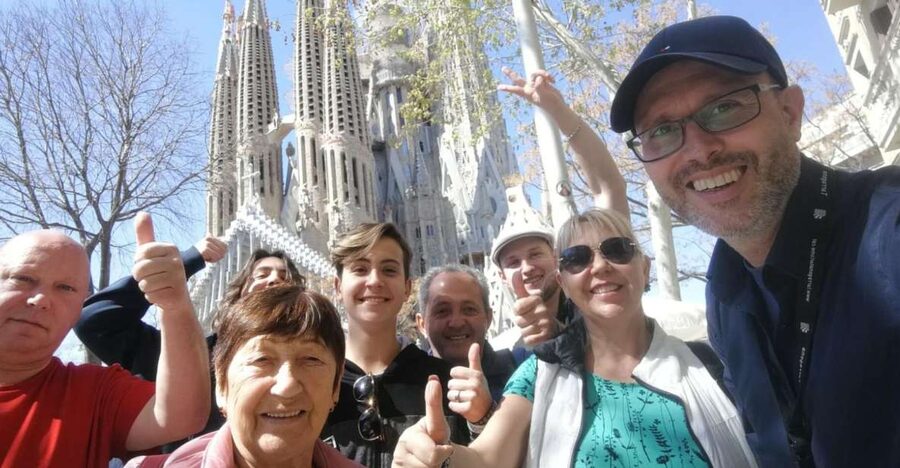 Barcelona & Sagrada Familia Half-Day Tour with Hotel Pickup - Why this half-day Barcelona plan works so well