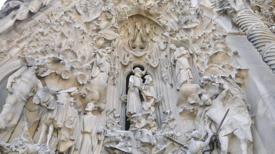 Barcelona & Sagrada Familia Half-Day Tour with Hotel Pickup - Passeig de Gràcia and Eixample, Modernist Barcelona at street speed
