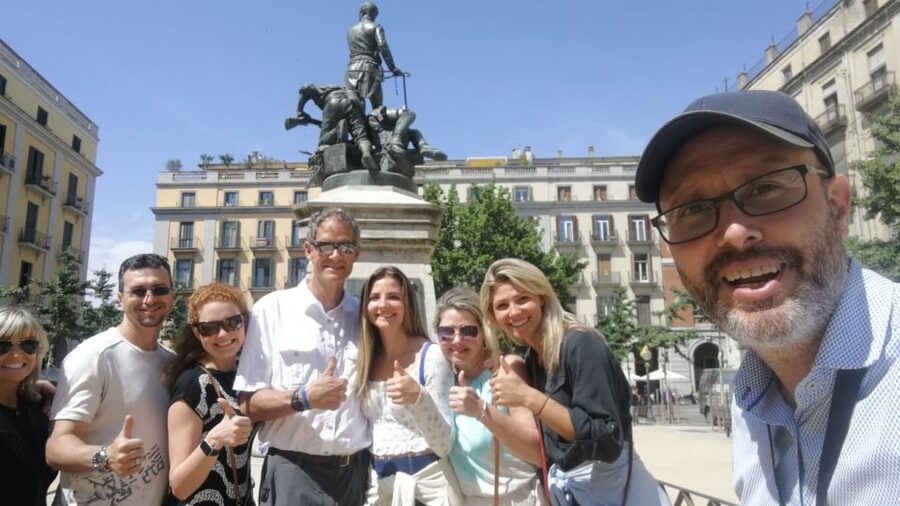 Barcelona & Sagrada Familia Half-Day Tour with Hotel Pickup - Timing the day: from Hospital de Sant Pau to Sagrada Familia