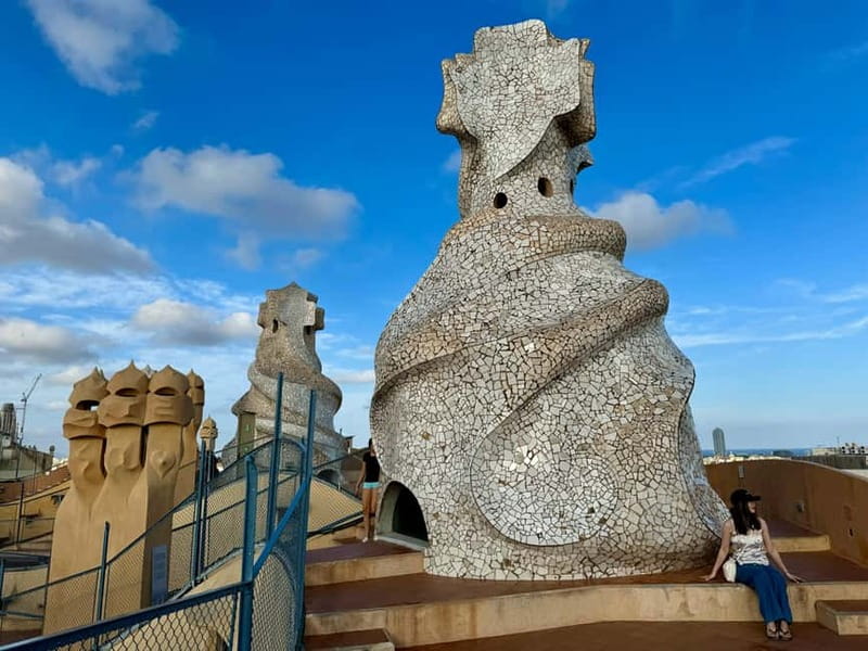 Barcelona: Sagrada Familia, La Pedrera & Cava Tasting Tour - Who this Barcelona Gaudi and cava tour suits best