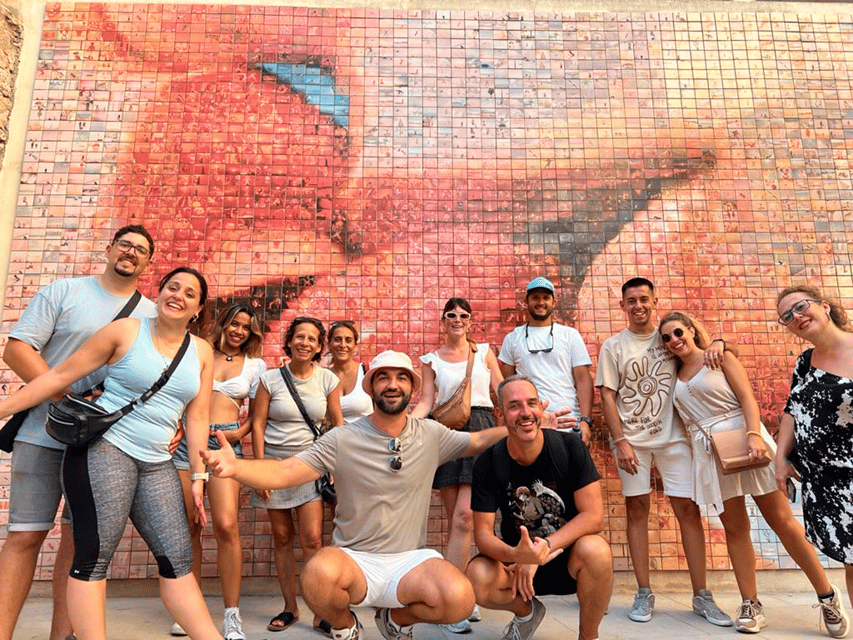 Barcelona: Sagrada Familia, Modernism, and Old Town Tour - A 3-Hour City Snapshot, Built Around Big Contrasts
