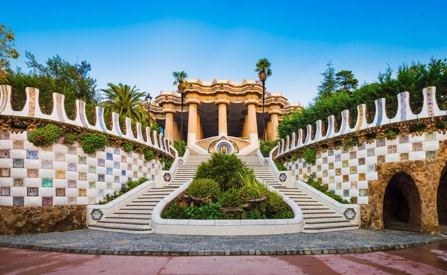 Barcelona: Sagrada Familia & Optional Park Guell Guided Tour - Quick reasons this tour works well in Barcelona