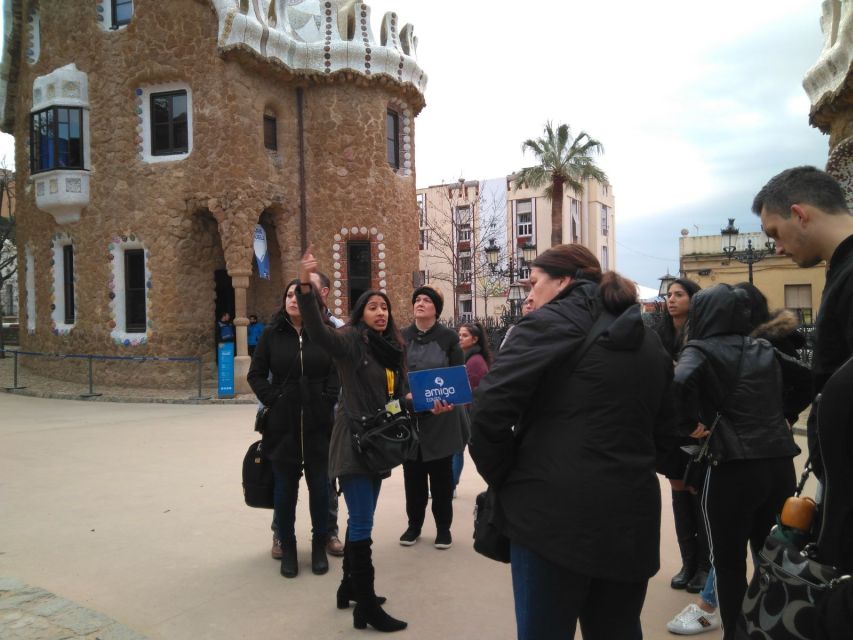 Barcelona: Sagrada Familia & Park Güell Guided Tour & Ticket - Key highlights worth planning for