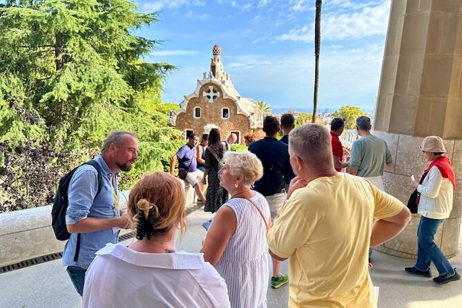 Barcelona: Sagrada Familia & Park Guell Guided Tour + Transfer - Park Güell: From Whimsical Gardens to Dragon Staircase Views