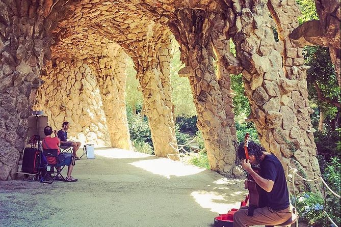 Barcelona: Sagrada Familia, Park Guell & Tapas Private Tour - A One-Day Gaudí Loop That Actually Helps First-Time Planning