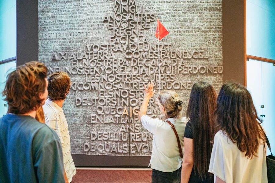 Barcelona: Sagrada Familia Skip-the-Line Entry Ticket & Tour - Passion Façade: How the Drama Continues After Gaudí