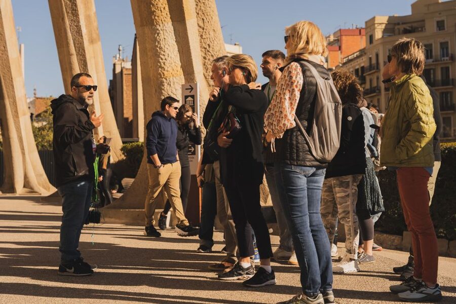 Barcelona: Sagrada Familia Skip-the-Line Guided Tour - Value for $64: When a Guide Makes Sense (and when it might not)