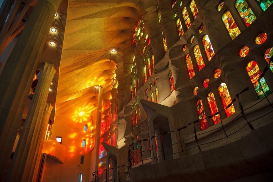 Barcelona: Sagrada Familia Skip-the-Line Guided Tour - Skip-the-Line Entry That Actually Lowers the Stress
