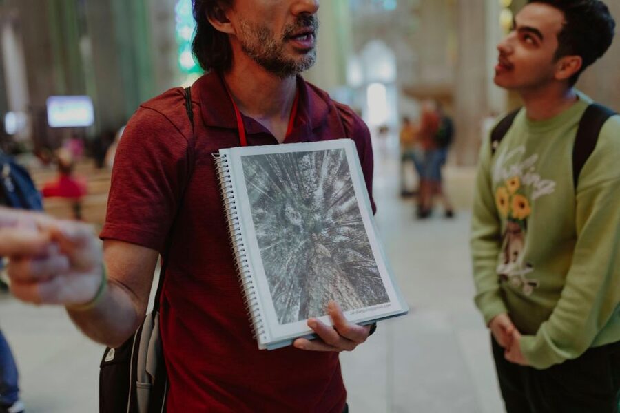 Barcelona: Sagrada Familia Small Group Guided Tour - Price and value: is $94 per person a fair deal?
