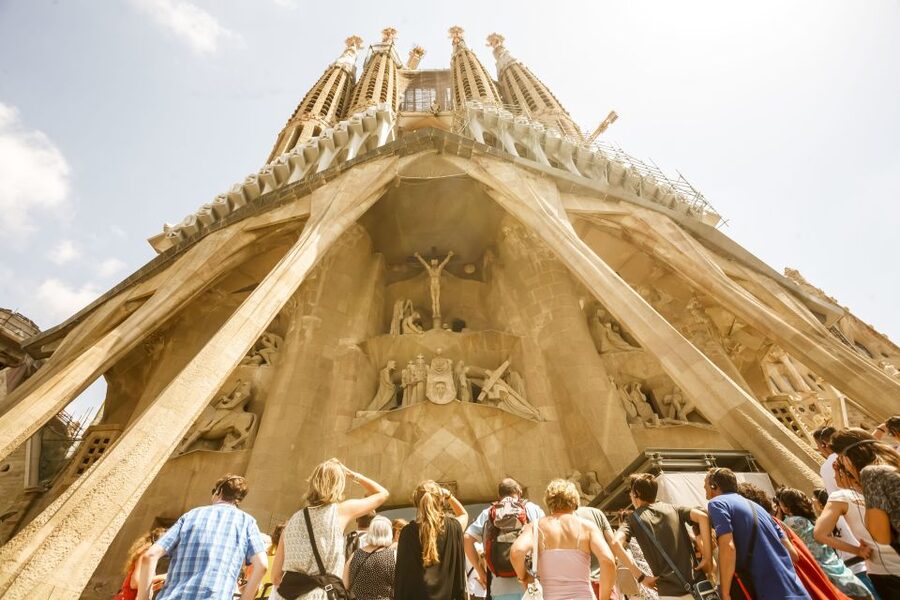 Barcelona: Sagrada Familia Tour with Optional Tower Access - Price Versus Value: When the $99 Tour Makes Sense